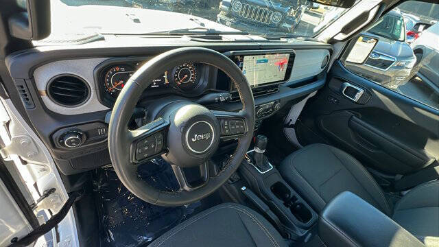 2024 Jeep Gladiator Sport S