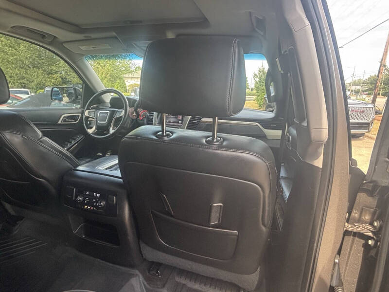2015 GMC Yukon Denali