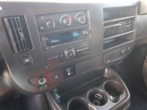 2024 GMC Savana 2500