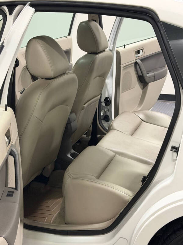 2010 Ford Focus SEL