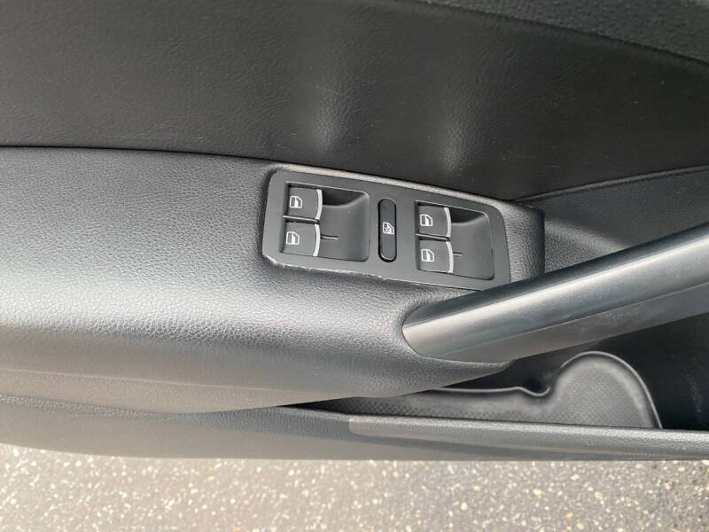 2012 Volkswagen Passat TDI SE