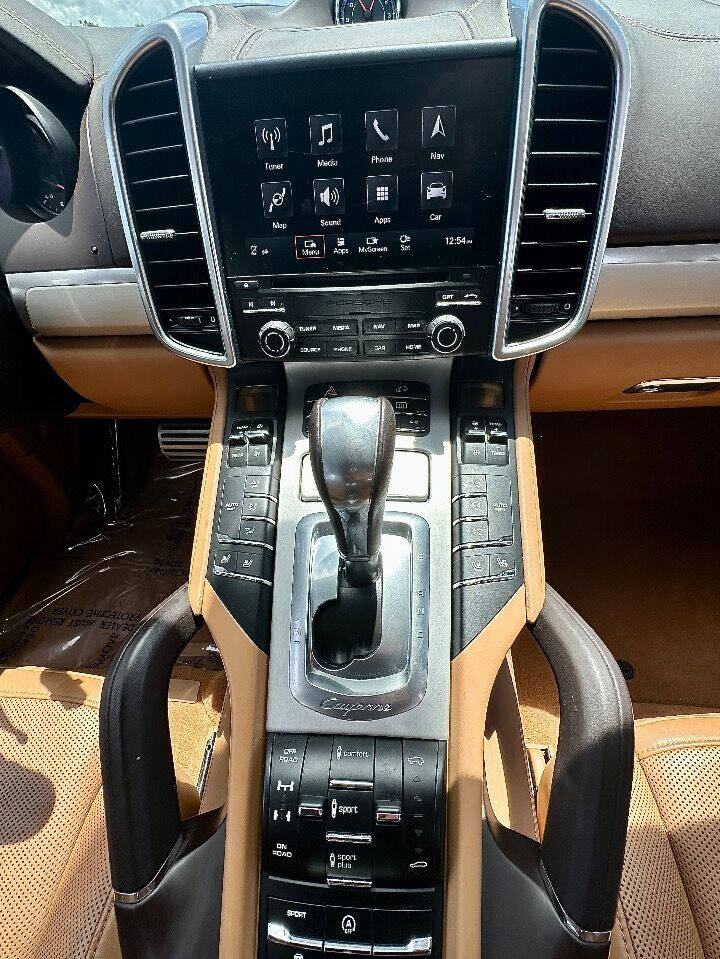 2017 Porsche Cayenne 9