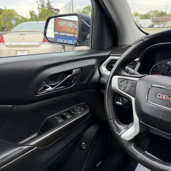 2017 GMC Acadia SLT-1