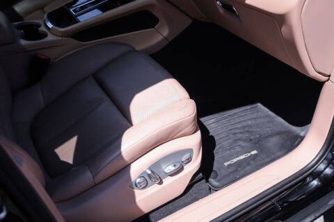 2022 Porsche Macan