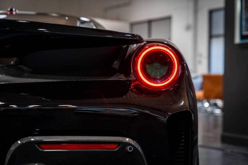 2020 Ferrari 488 Pista