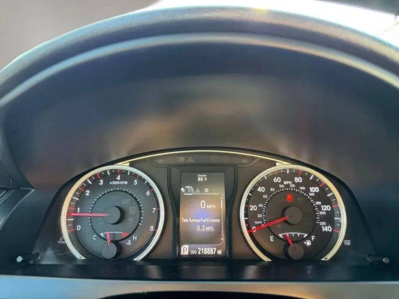 2016 Toyota Camry SE