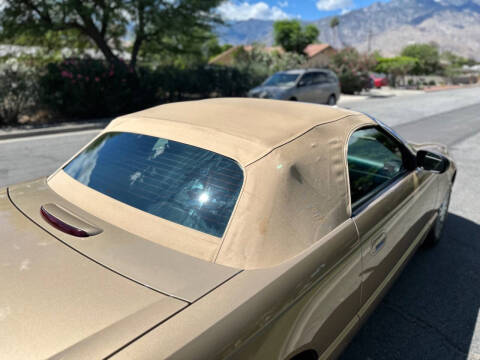 2005 Ford Thunderbird Deluxe