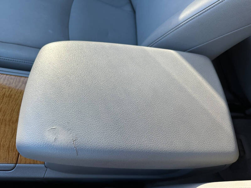 2010 Toyota Highlander Hybrid Limited