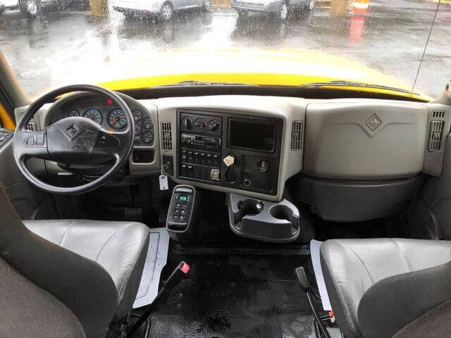 2008 International WorkStar 7400