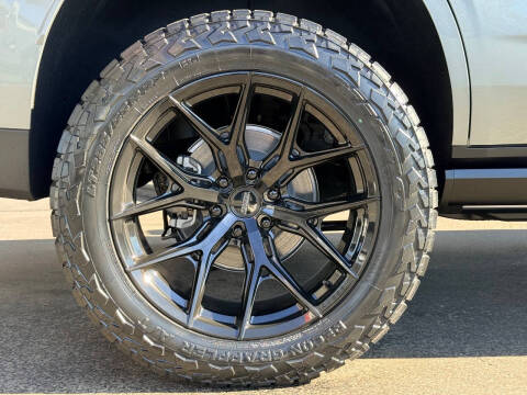 2025 GMC Yukon AT4 Ultimate