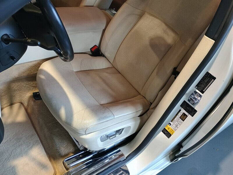 2011 Rolls-Royce Ghost 29