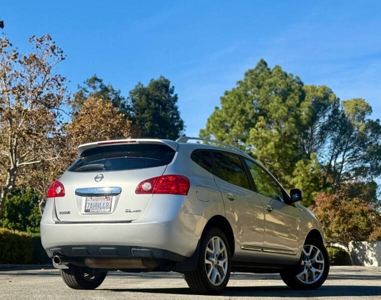 2011 Nissan Rogue SV