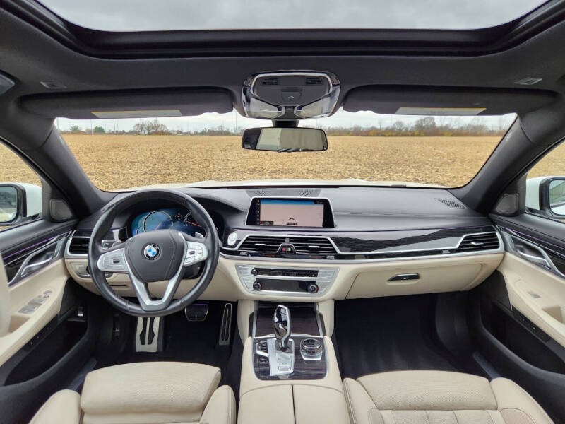 2019 BMW 7 Series 740i xDrive