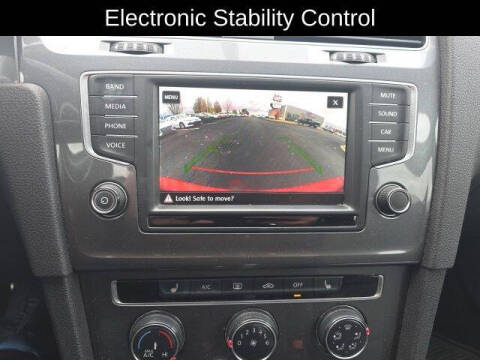 2017 Volkswagen Golf Alltrack