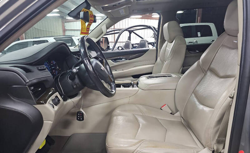 2019 Cadillac Escalade ESV Luxury