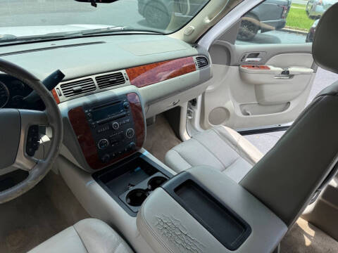 2012 Chevrolet Suburban LT