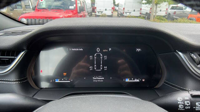 2025 Jeep Grand Cherokee L Altitude X