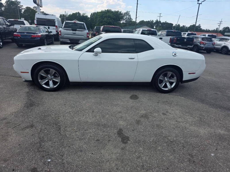 2015 Dodge Challenger SXT