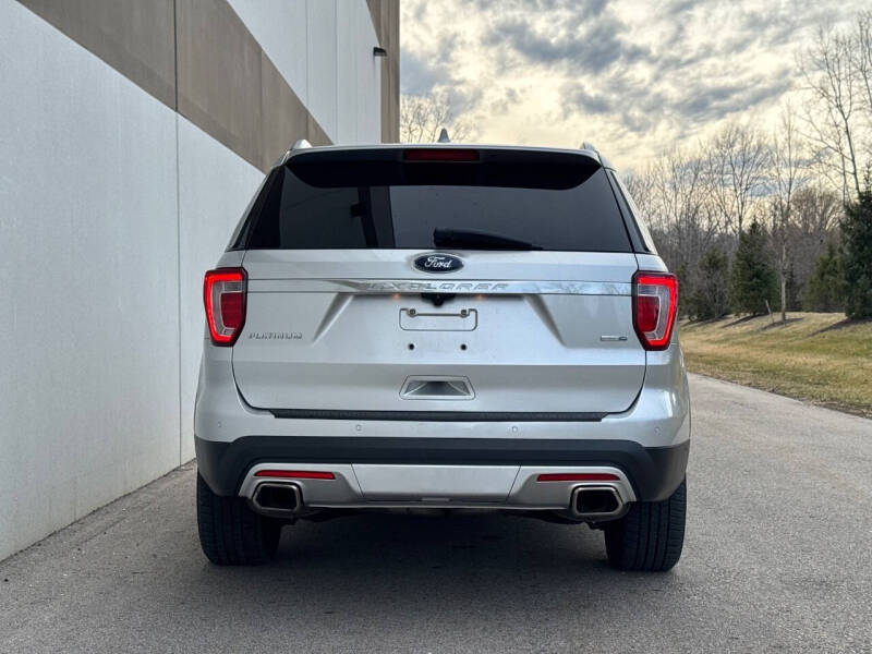 2017 Ford Explorer Platinum