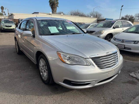 2012 Chrysler 200 LX