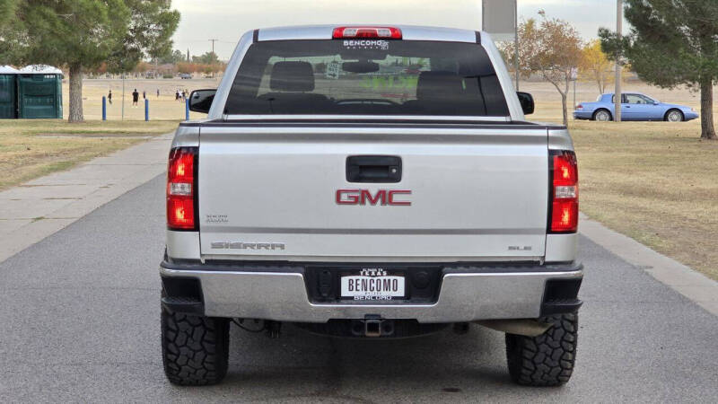 2017 GMC Sierra 1500 SLE photo 7