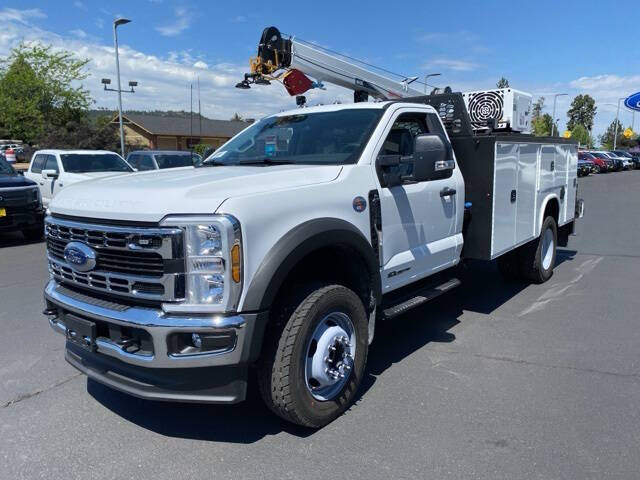 2025 Ford F-600 Super Duty