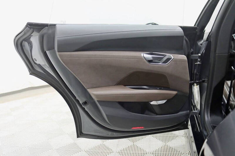 2023 Audi e-tron GT quattro Prestige