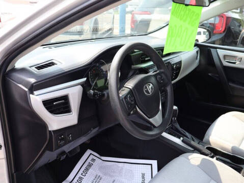 2016 Toyota Corolla LE