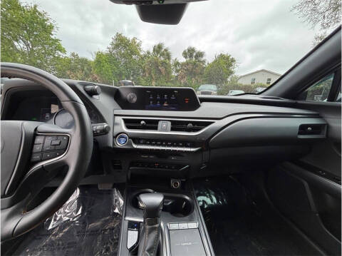 2021 Lexus UX 250h