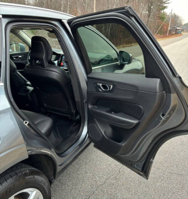 2018 Volvo XC60 T5 Momentum