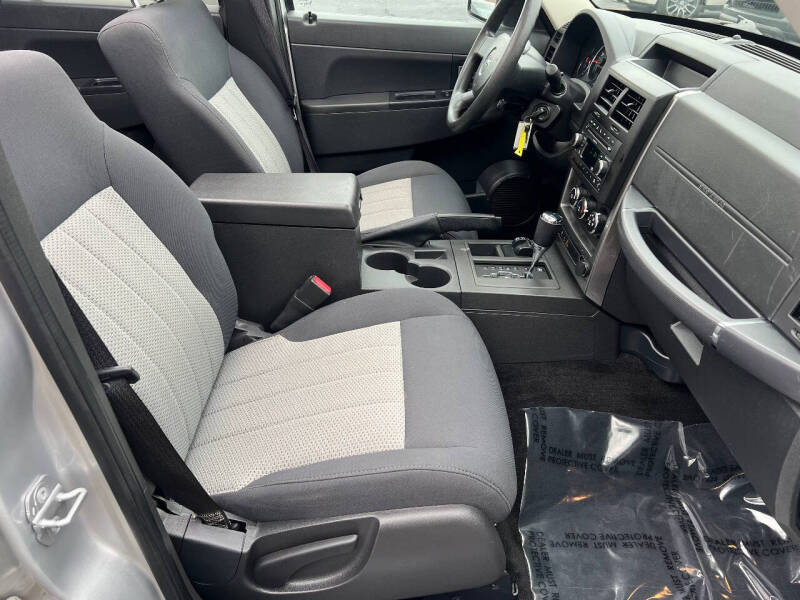 2010 Jeep Liberty Sport