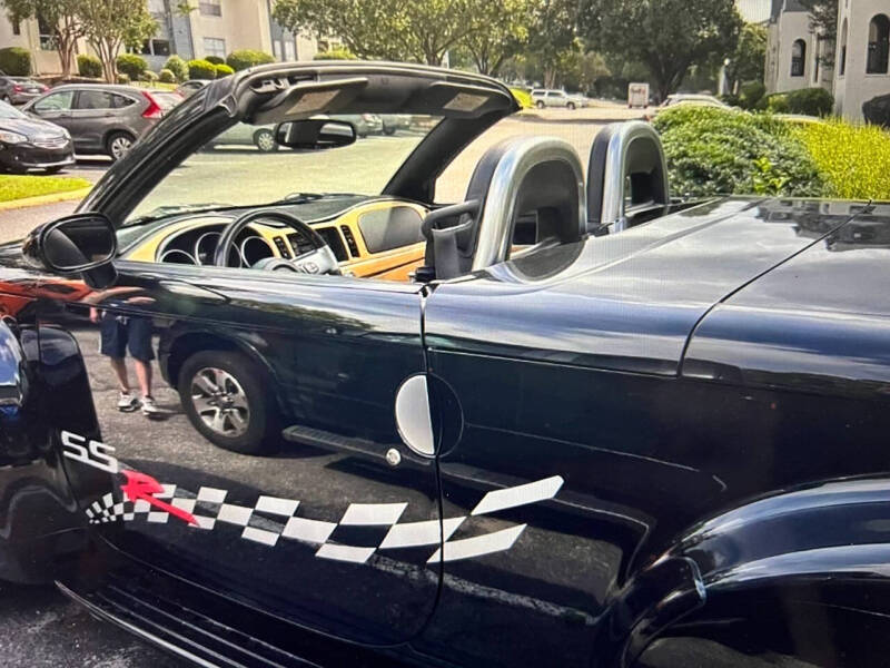 2004 Chevrolet SSR LS