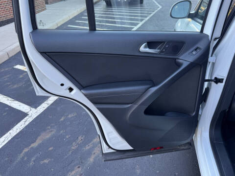 2017 Volkswagen Tiguan 2.0T S 4Motion