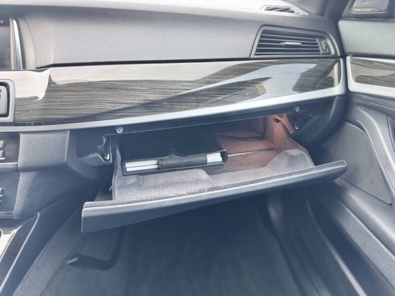 2016 BMW 5 Series 535i