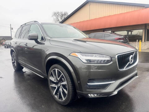 2018 Volvo XC90 T6 Momentum