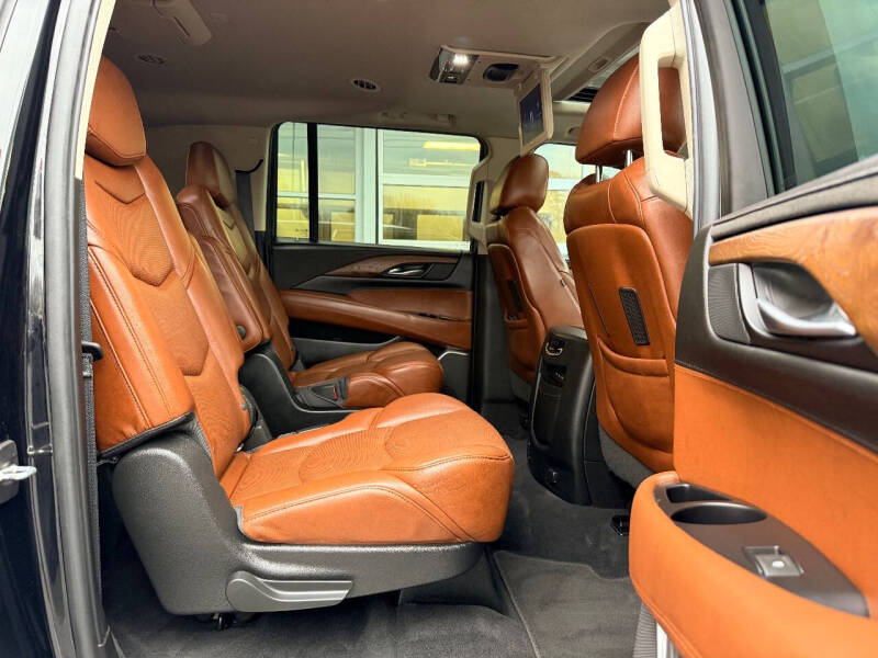 2018 Cadillac Escalade ESV Premium Luxury