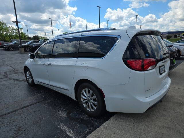 2018 Chrysler Pacifica Touring L Plus