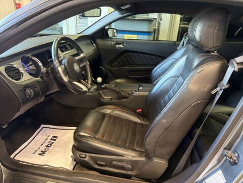 2013 Ford Mustang V6 Premium