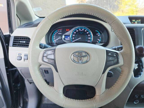 2014 Toyota Sienna XLE 7-Passenger