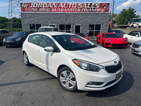 2016 Kia Forte5