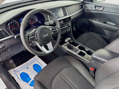2019 Kia Optima LX