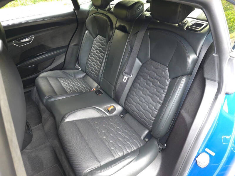 2022 Audi RS e-tron GT quattro