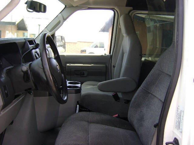 2010 Ford E-Series E-350 SD