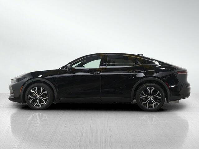 2025 Toyota Crown XLE