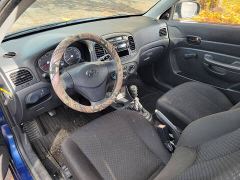 2010 Hyundai Accent Blue