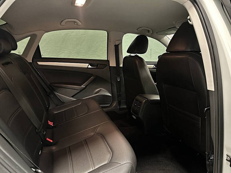 2020 Volkswagen Passat SE