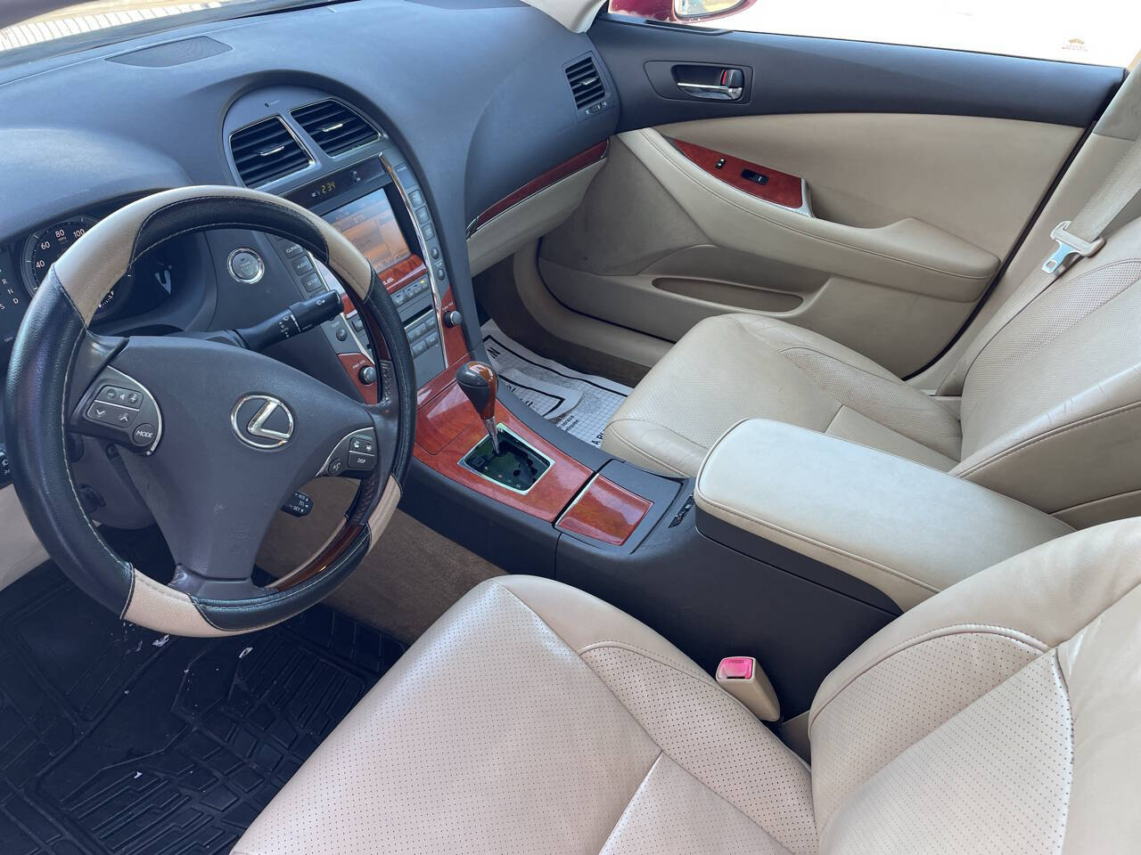 Red 2011 Lexus ES 350 Base 4dr Sedan 5