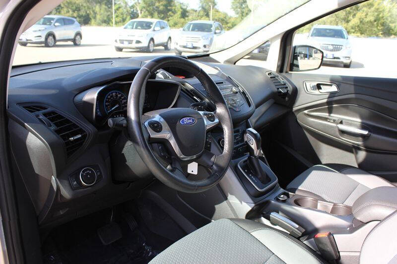 2017 Ford C-MAX Hybrid SE