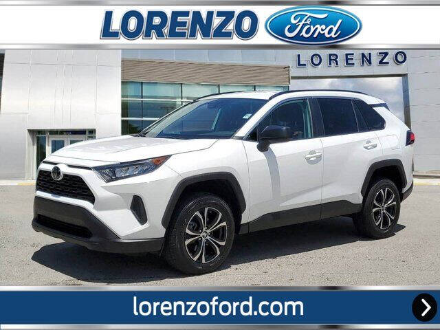 2020 Toyota RAV4 LE