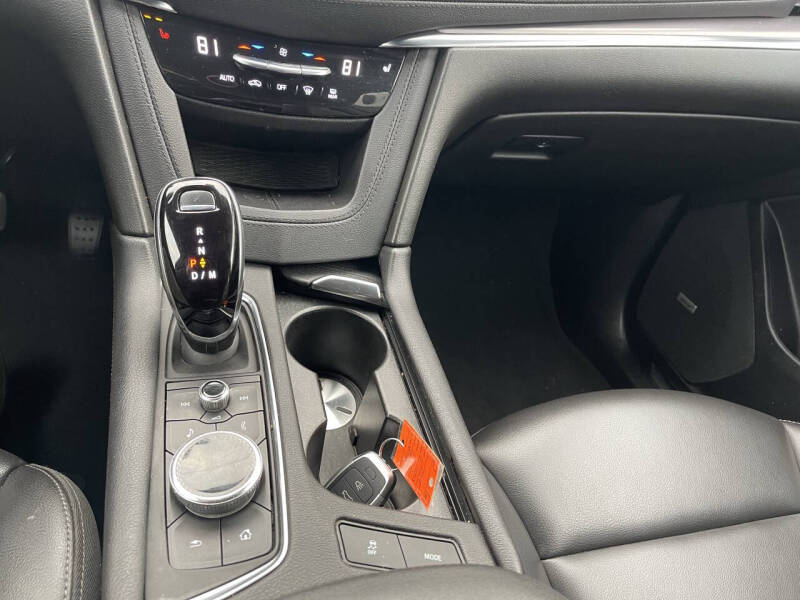 2022 Cadillac XT5 Luxury